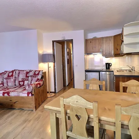 Confortable 2 Pieces, Skis Aux Pieds, Proche Commerces - Fr-1-182a-41 Apartman *