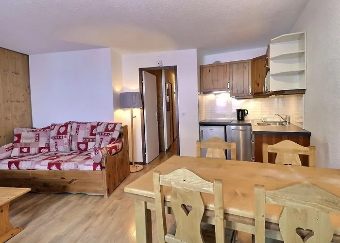 Confortable 2 Pieces, Skis Aux Pieds, Proche Commerces - Fr-1-182a-41 Apartman *